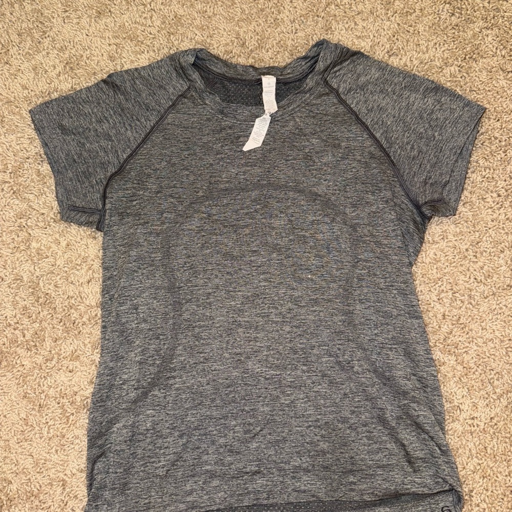 Lululemon Swiftly Race length Gray Short Sleeve Tee